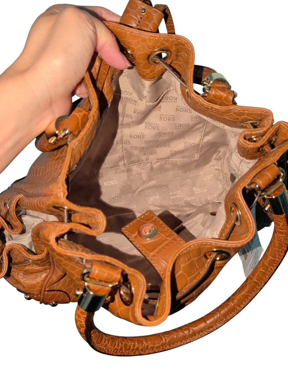NWT Michael Kors genuine Leather Crocodile Pattern Mocha Large Tote Satchel
